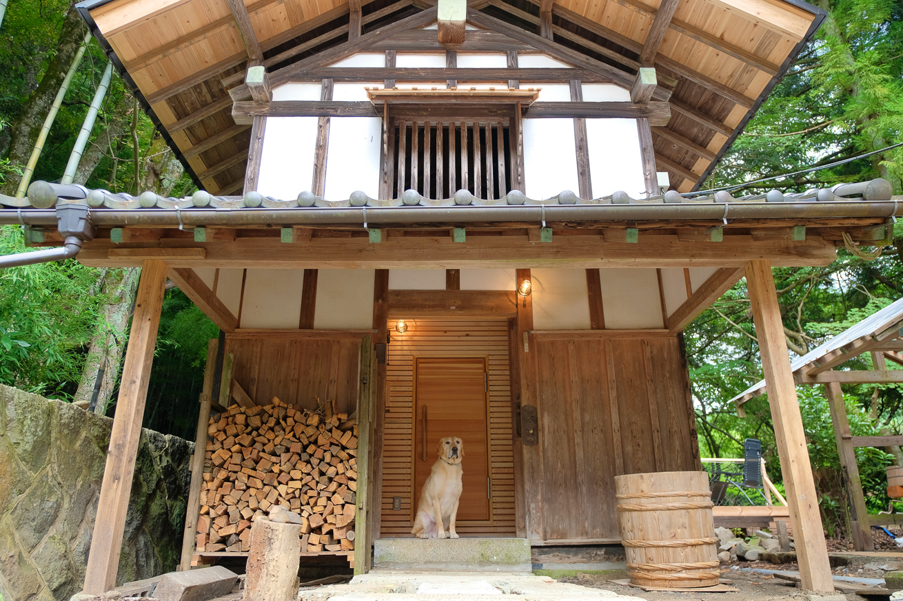 茨城県・高萩市で蔵を再生させ、川に飛び込めるプライベートサウナを作りました
